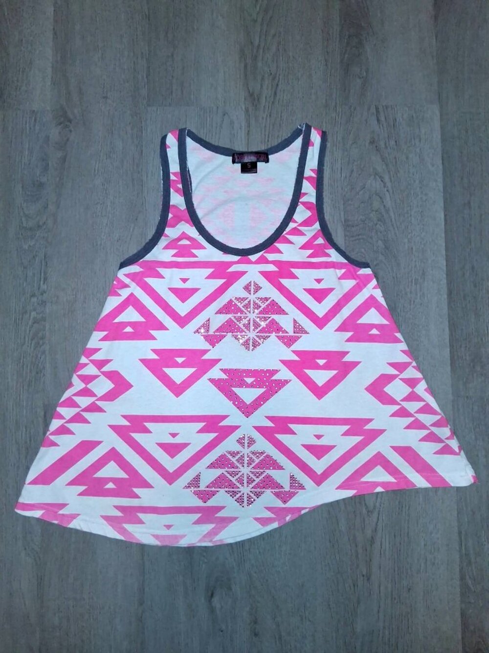 Rock & Roll Cowgirl Rhinestone Bling Hot Pink Tribal Aztec Tank Top Size Small